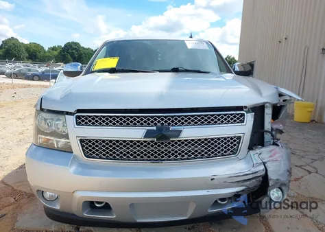 2013 Chevrolet Suburban 1500 Ltz from USA, damaged, VIN 1GNSCKE03DR104978